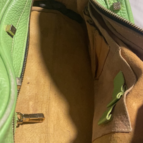 Green leather Lowe Valentini handbag - Picture 4 of 12